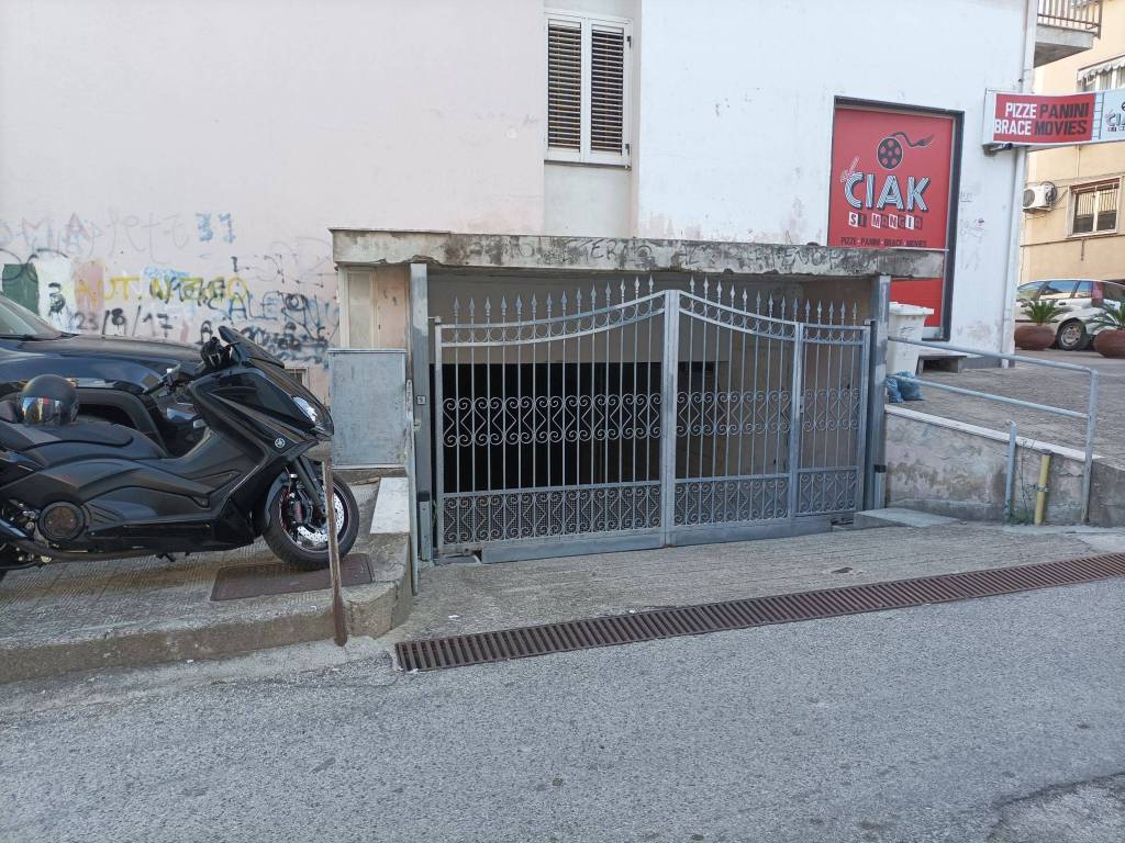 Garage - box via giovanni giolitti 6, centro, agropoli