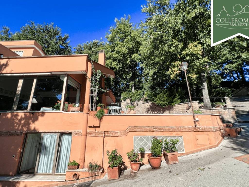 Vendita Villa bifamiliare in Località Colle Romano Riano. Buono stato,  posto auto, con terrazza, riscaldamento autonomo, 450 m², rif. 98789336