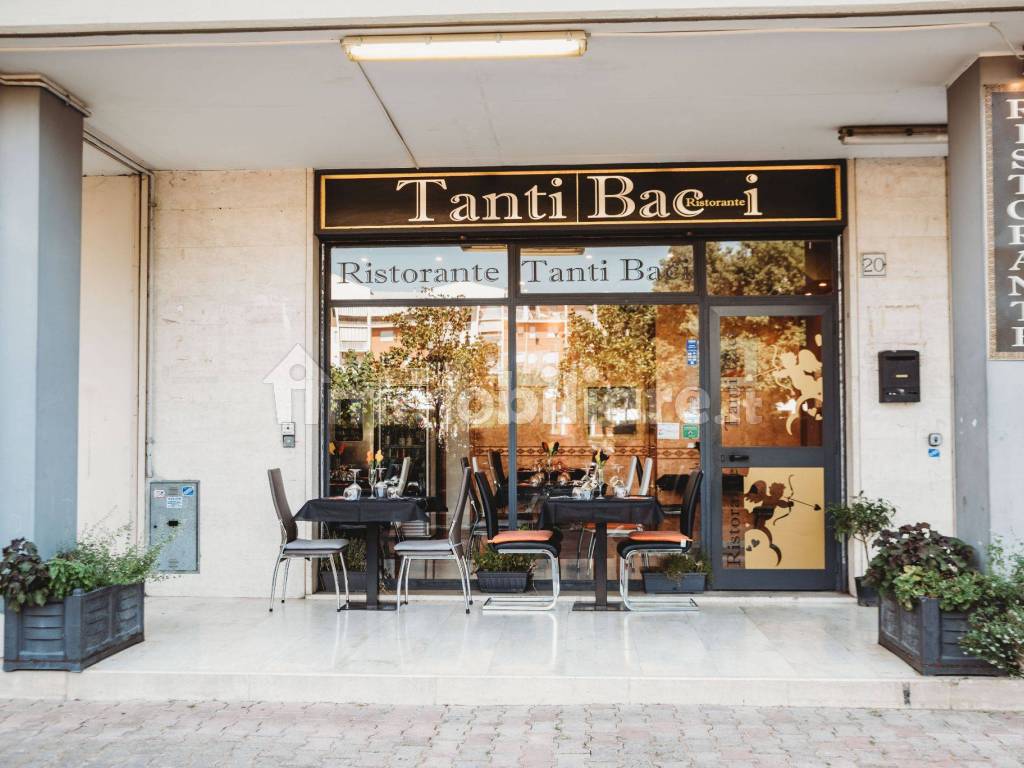 Ristorante piazza Gaspare Ambrosini 20, Roma, Rif. 98802412