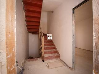 Disimpegno primo piano