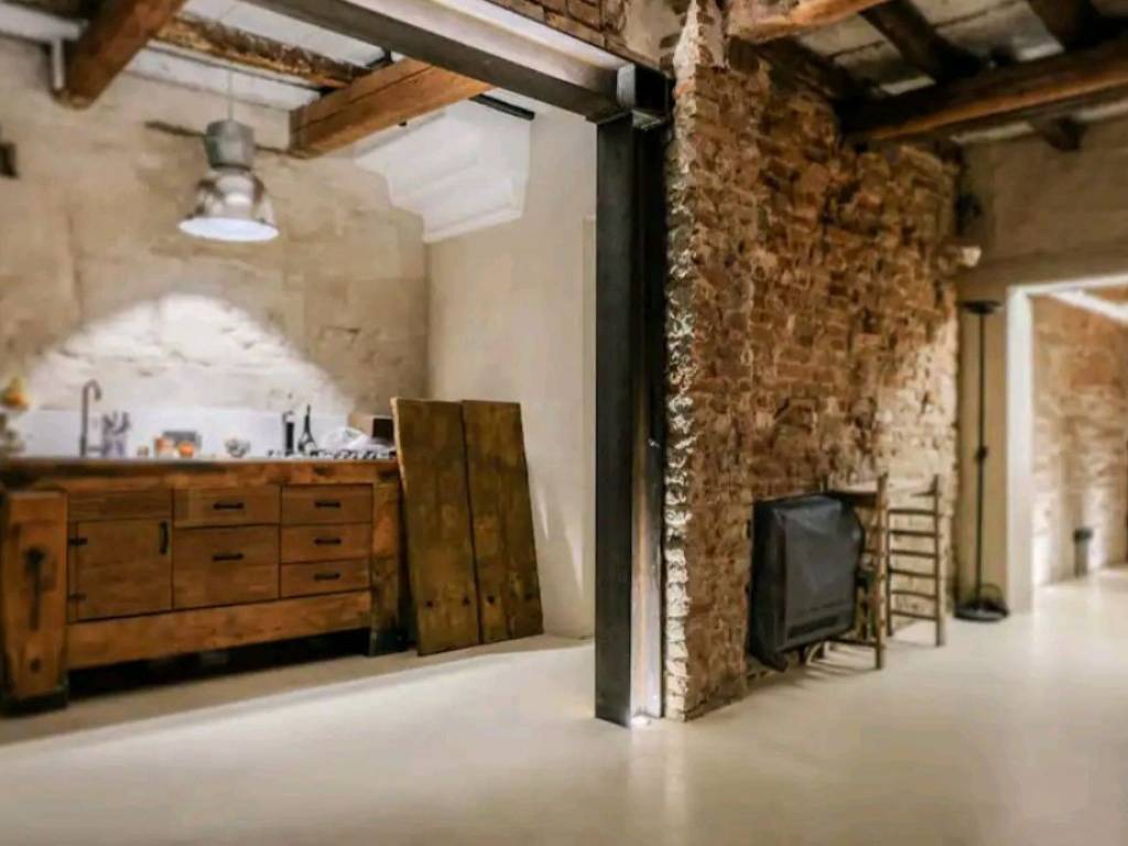 Loft via cammello 8, centro storico, ferrara