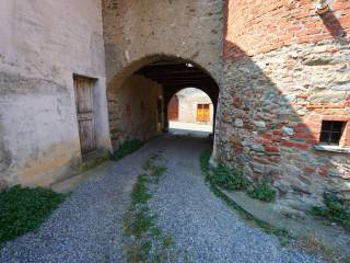 INGRESSO CORTILE