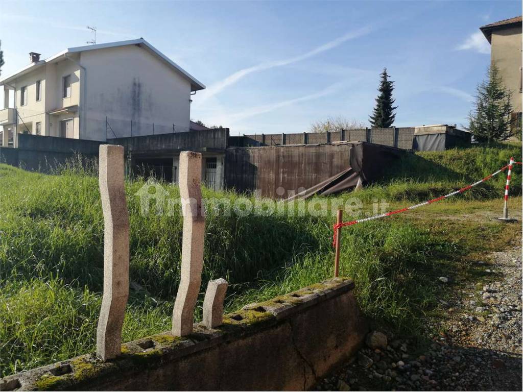 terreno e interrato