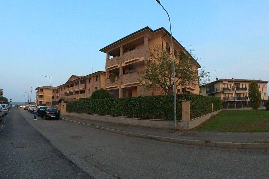 Affitto Appartamento Casorate Primo. Bilocale in via Don Pompeo