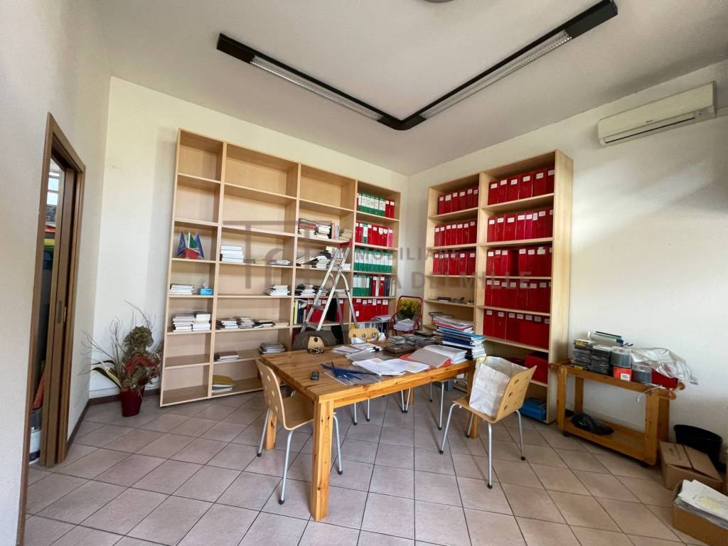 Bergamo Centro ufficio in vendita.