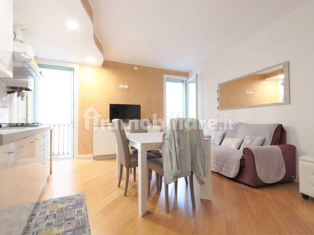 Rent Apartment Vicenza. 2room flat in Contra' Vescovado. Excellent