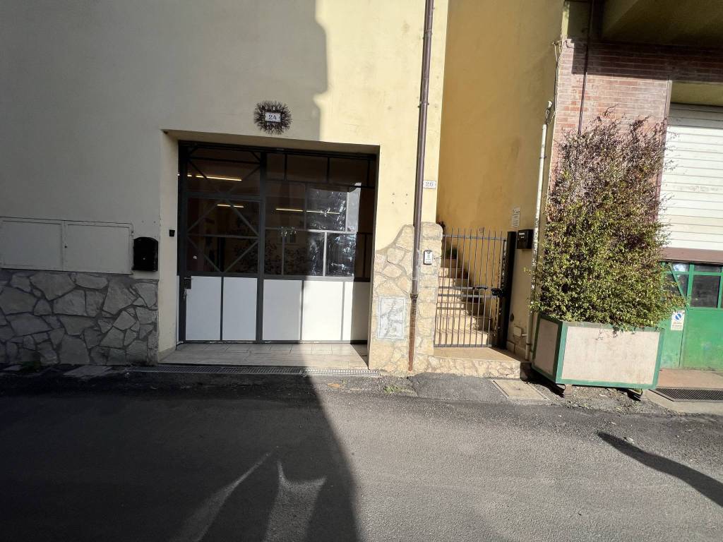 Ufficio - studio via alessandro volta, san pio, cappuccini, civitavecchia