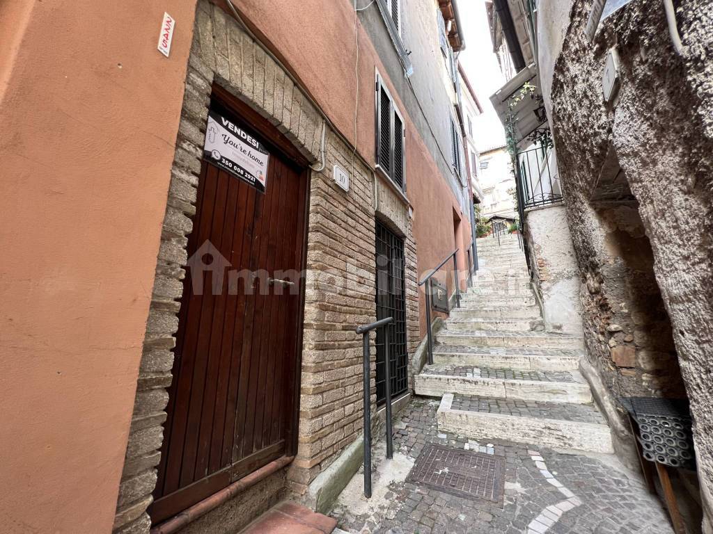 vendita-appartamento-fiuggi-bilocale-in-via-della-piazza-10-ottimo