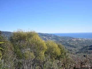 Giardino con vista mare