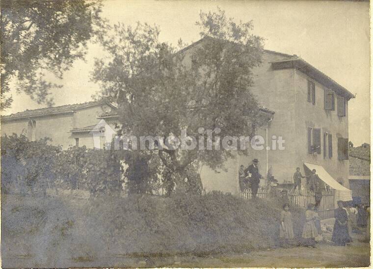 palazzo in costruzione 1900