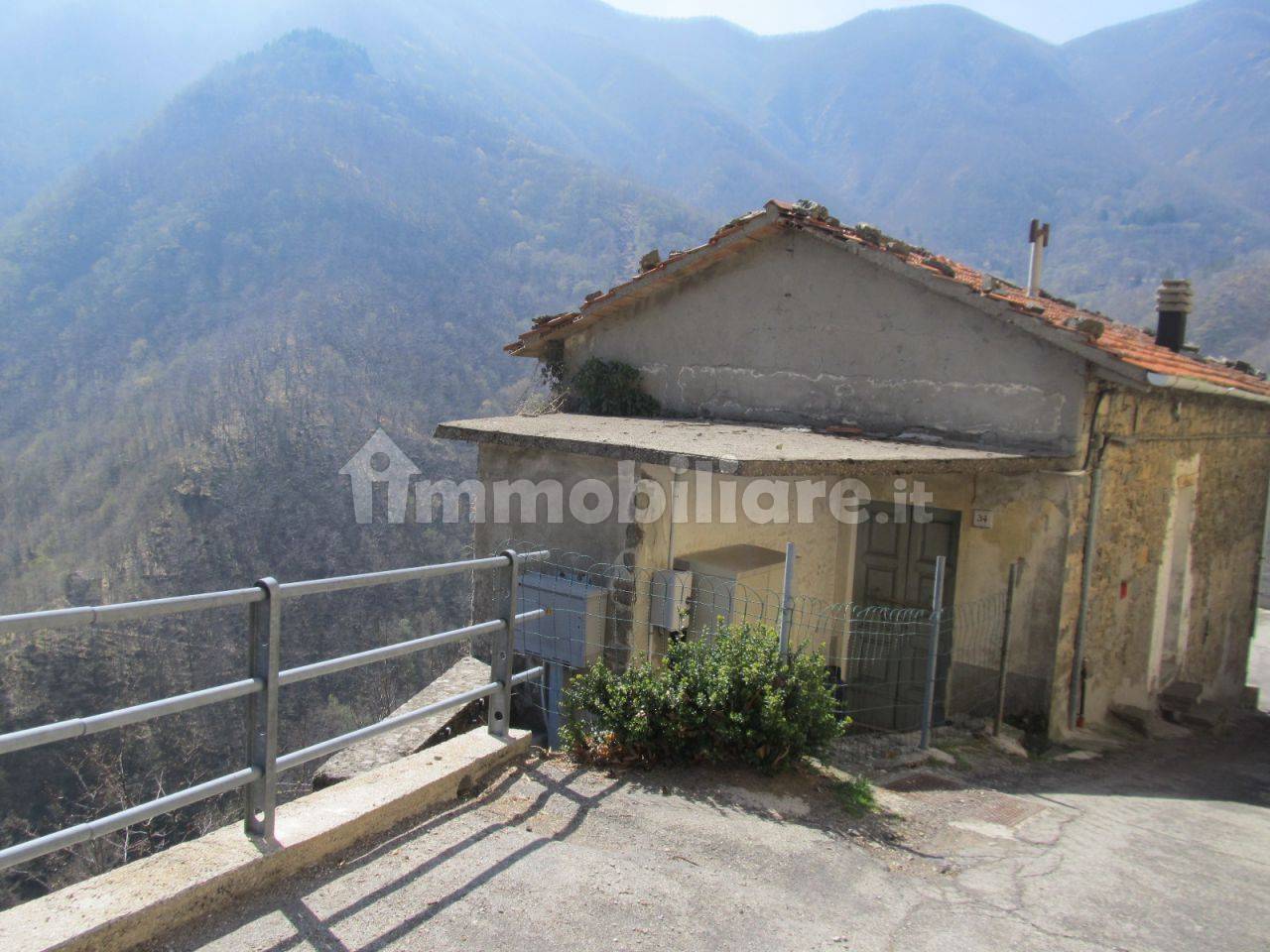 Villa in vendita a Alto Reno Terme