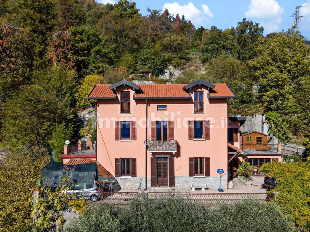 Casa indipendente con vista lago a Cernobbio