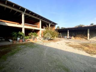 ESTERNO