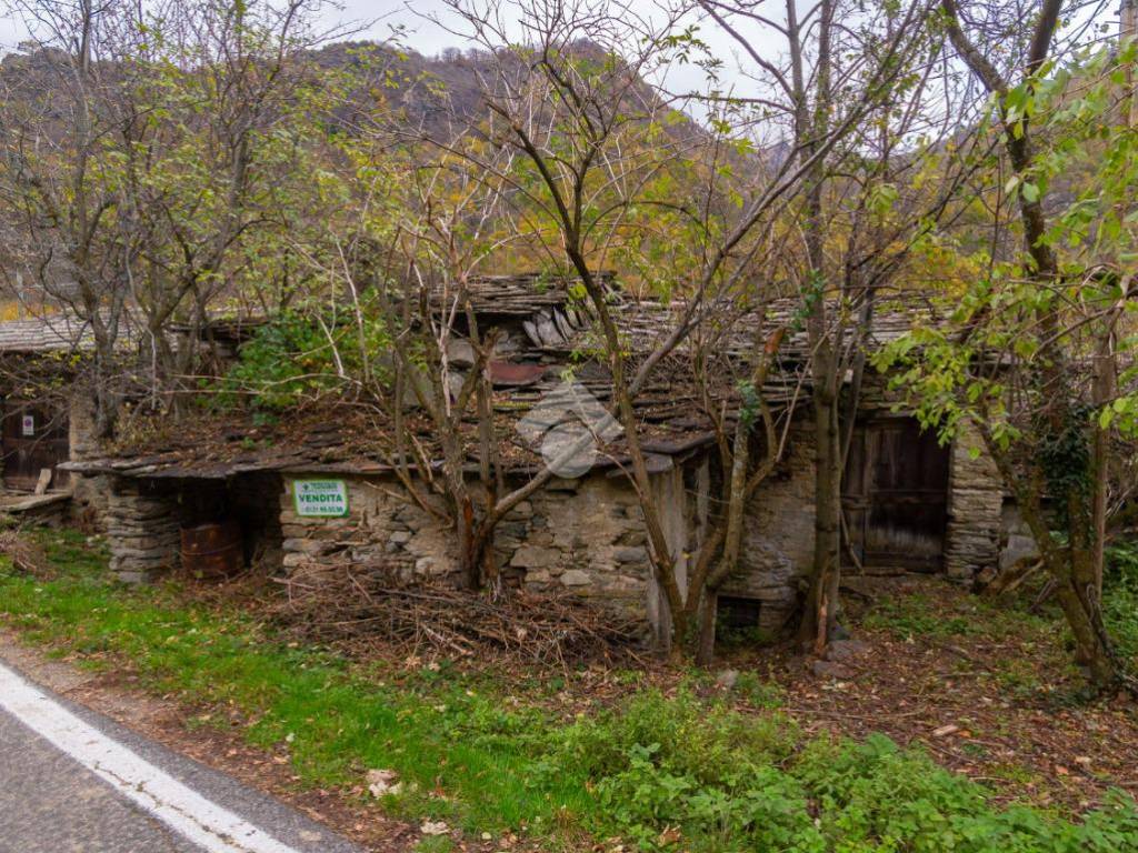 STRADA E BORGATA