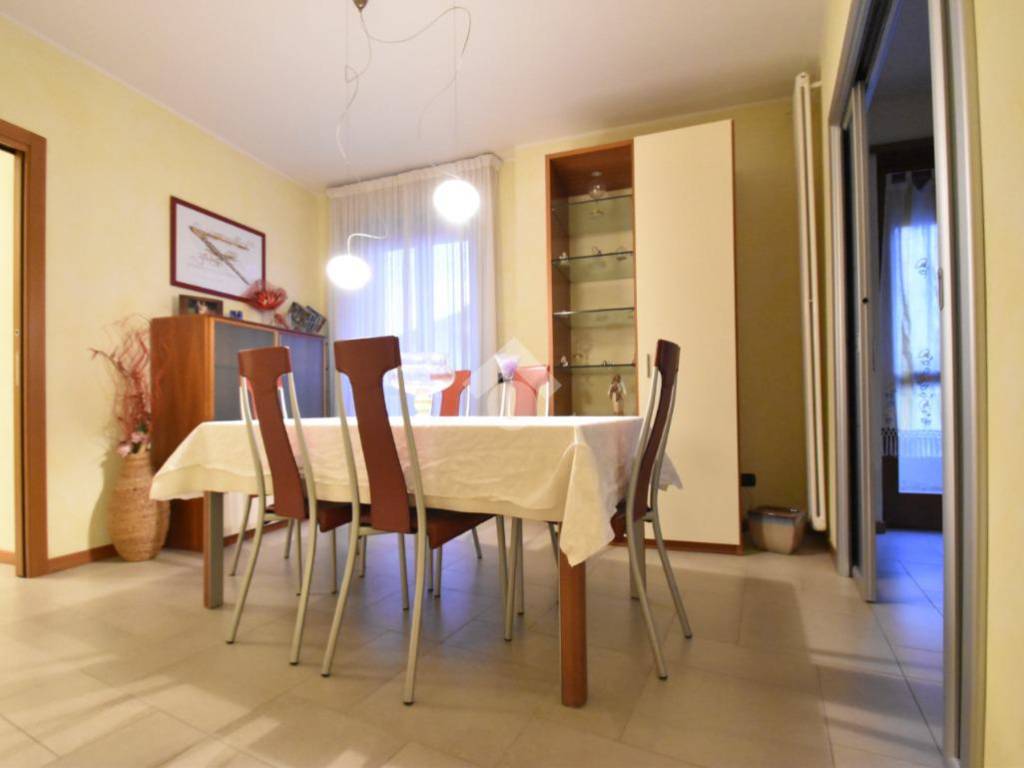 Vendita Appartamento in vicolo trieste 5. Bussolengo. Buono stato