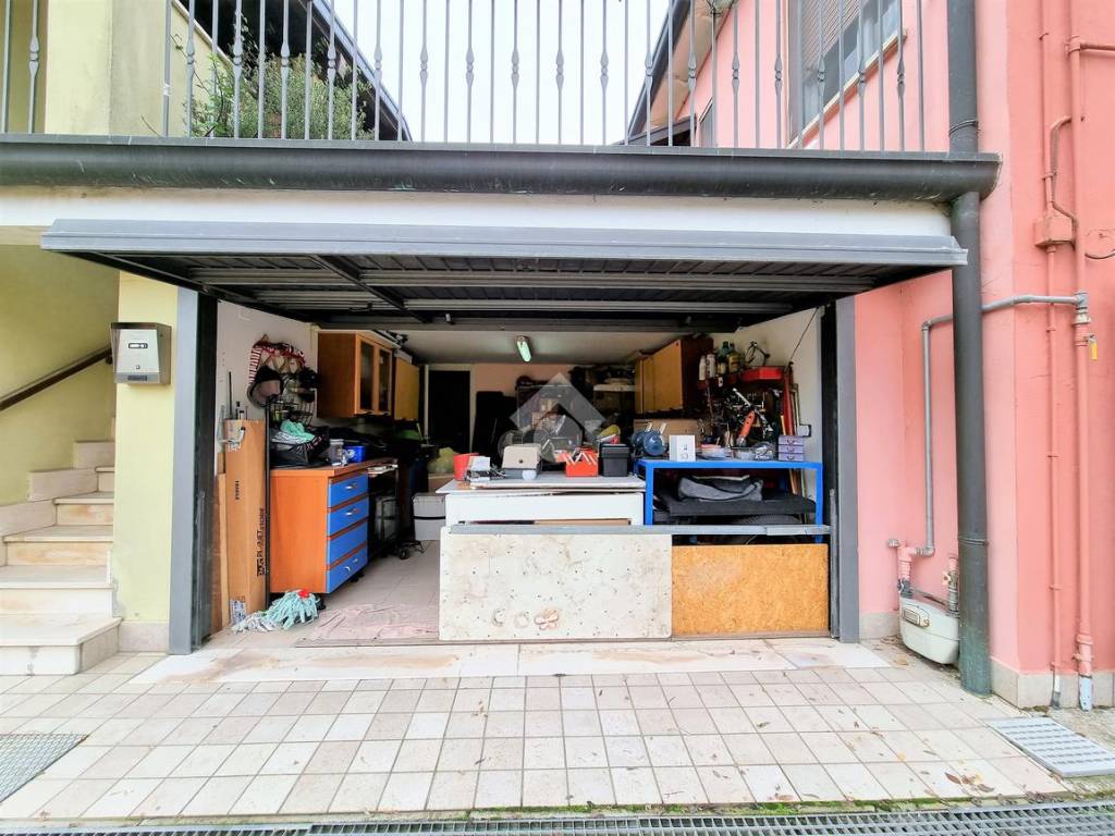 garage