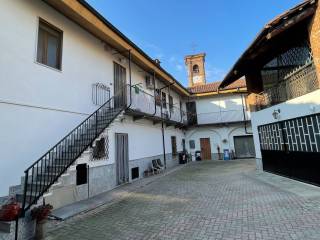 INTERNO CORTILE