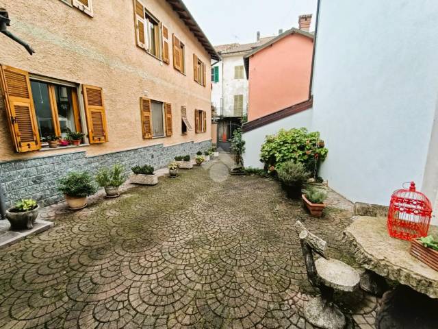 cortile