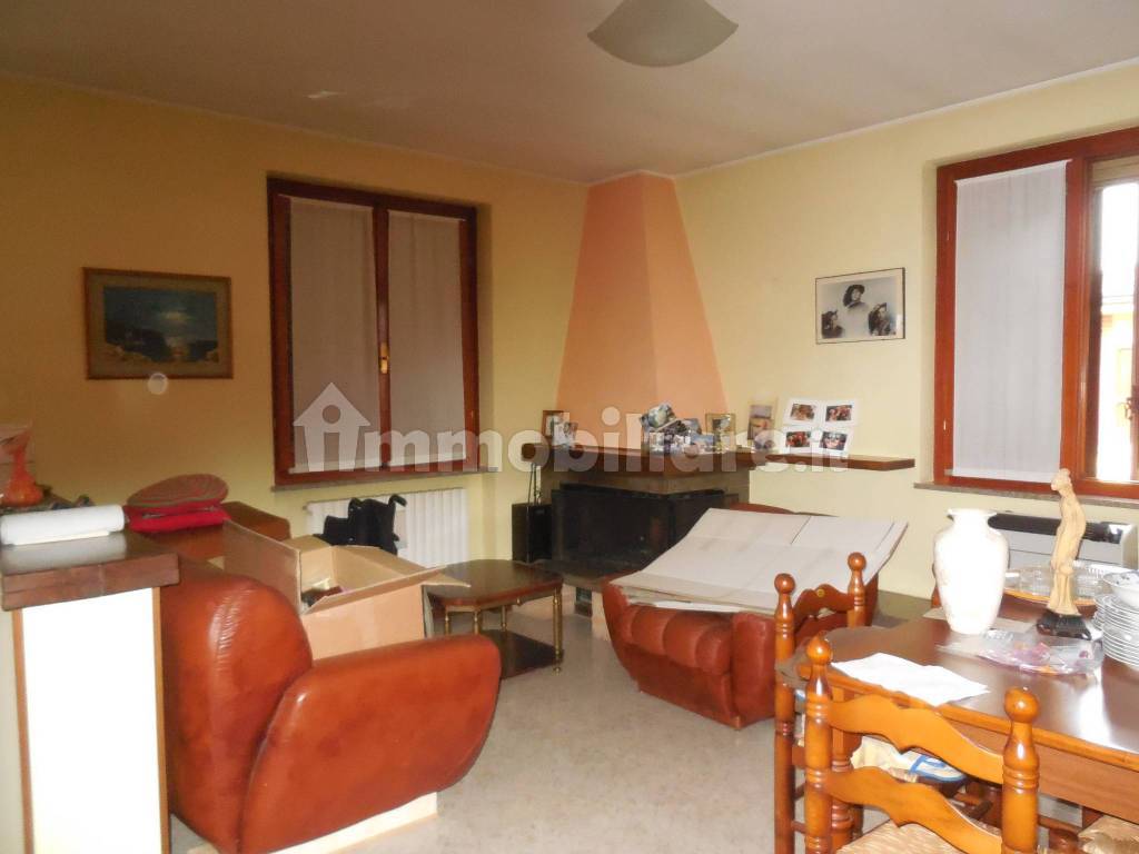 Vendita Villa unifamiliare in via Guido Albergoni Crema. Buono stato, posto auto, con terrazza