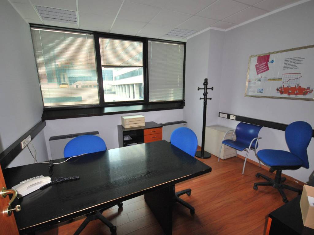 Ufficio - studio via pietro chiesa 7, sampierdarena, genova