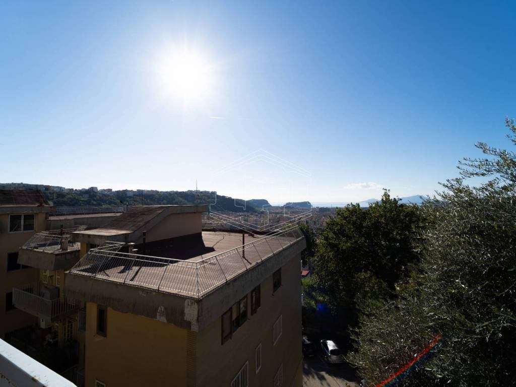 Locale commerciale via Michelangelo da Caravaggio 114, Napoli, rif. 99637142 Immobiliare.it