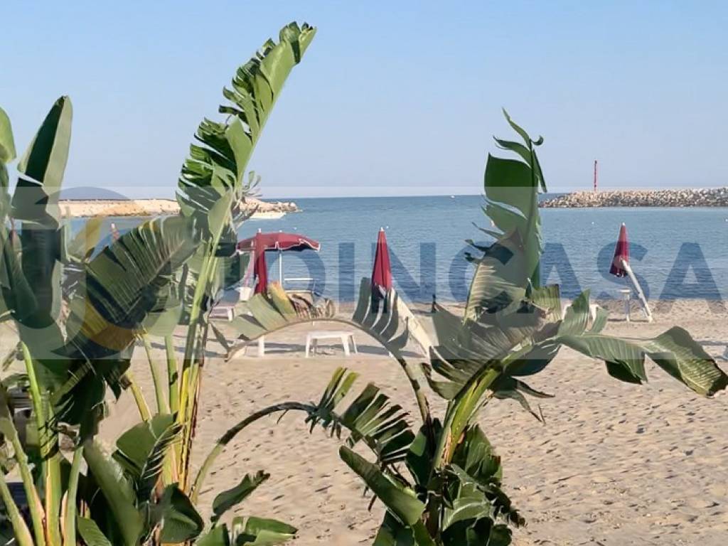 Il mare a Porto degli argonautiPorto degli Argonau