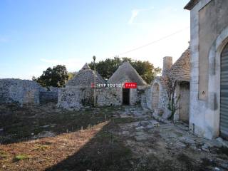 Trulli Esterno 