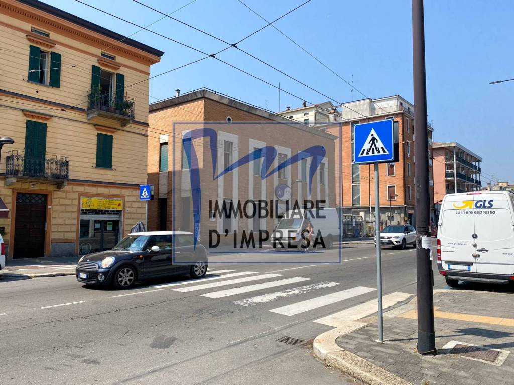 Palazzo Edificio via Emilia Est, Parma,