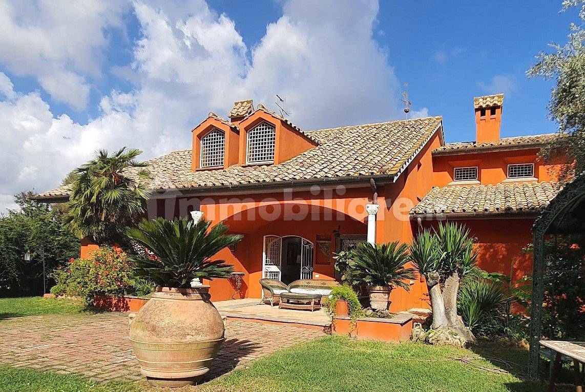 Villa in vendita a Roma