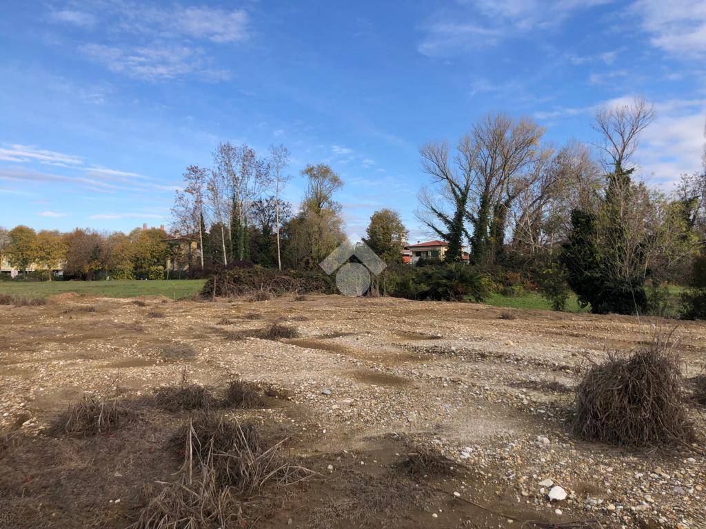 WhatsApp Image 2022-12-02 at 15.17.04