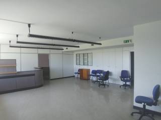 uv589ak