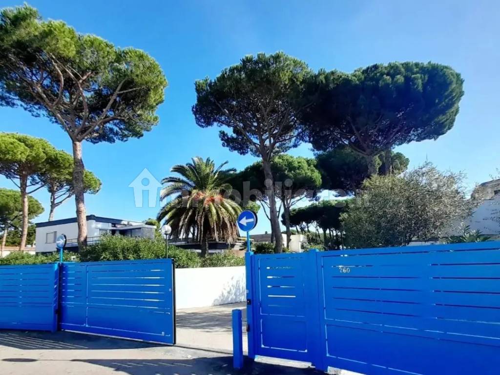 Vendita Villa a schiera in Golfo Sereno Del Circeo San Felice Circeo.  Ottimo stato, con terrazza, 60 m², rif. 100001948