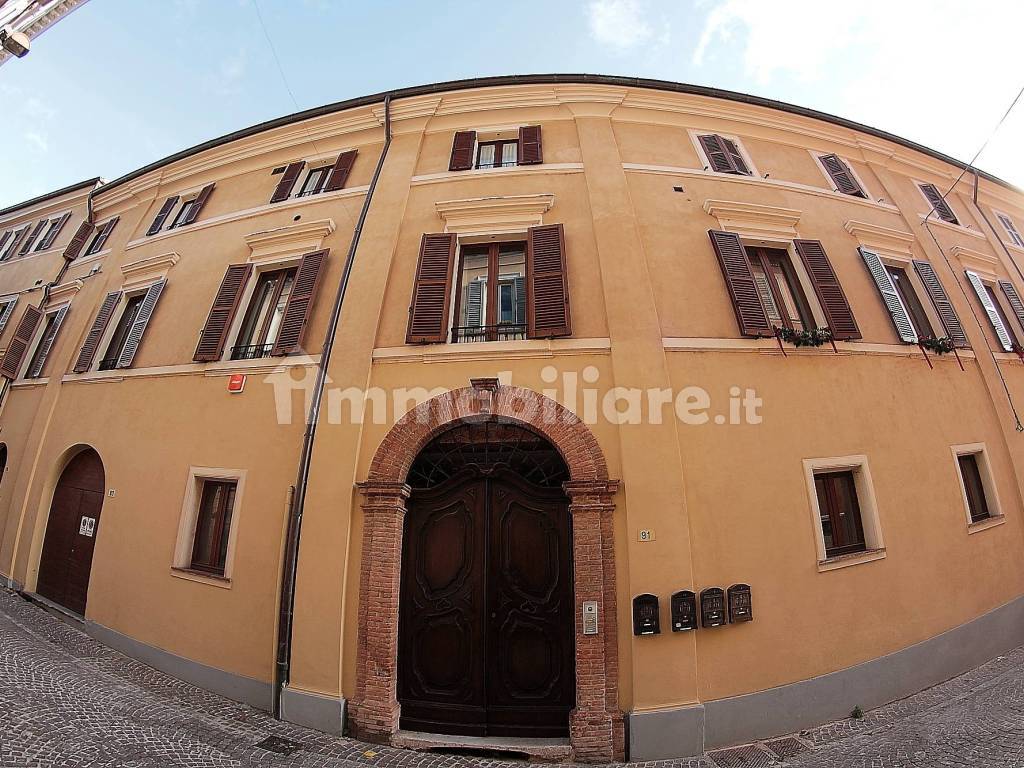 edificio esterno