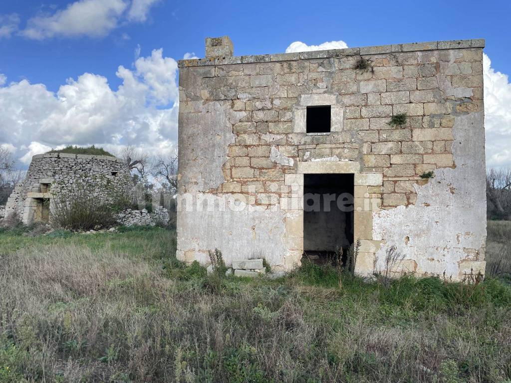 Terreno in vendita a Martano