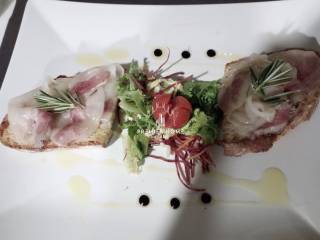 Piatti tipici.jpg