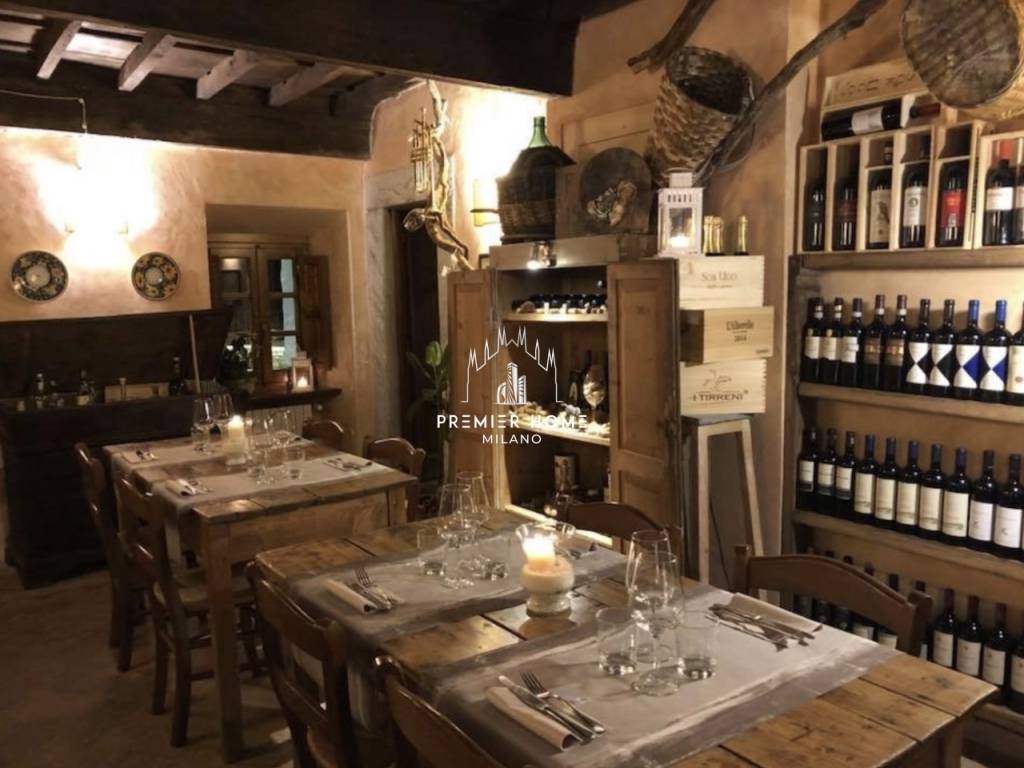 Ristorante in Tuscany.jpg