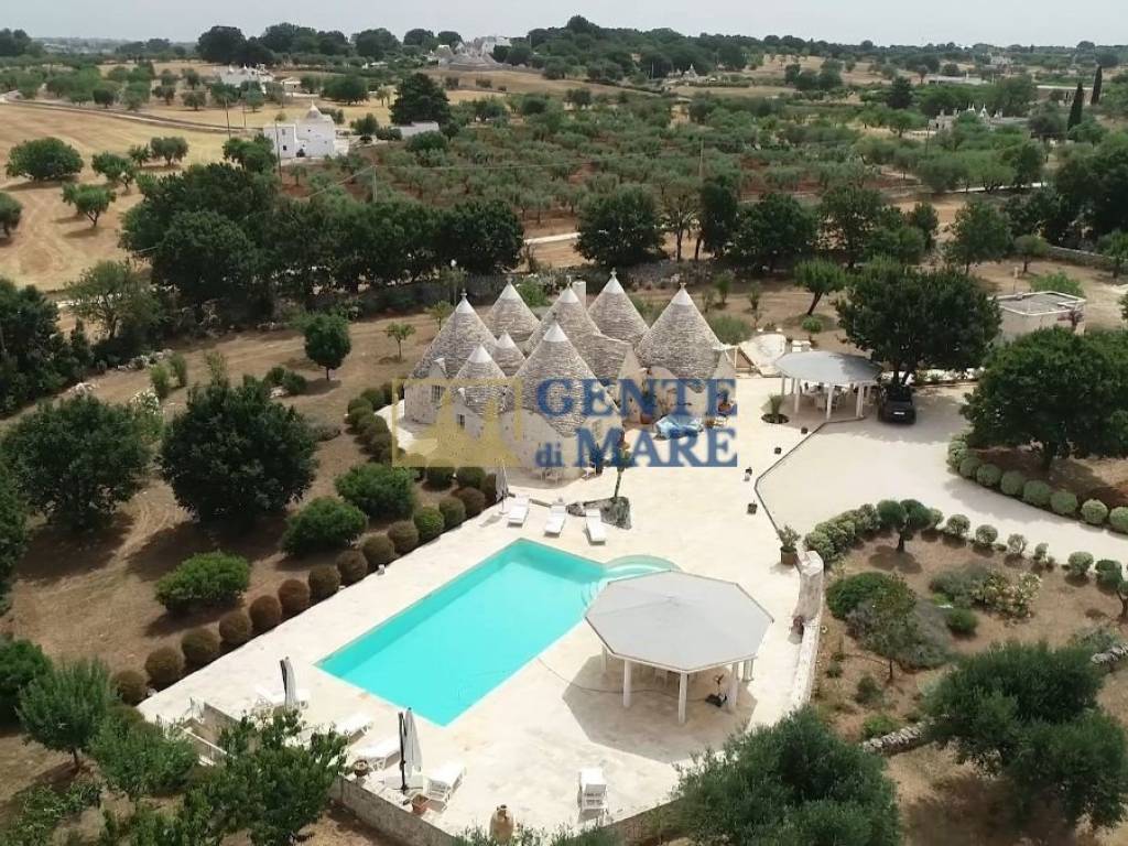 Luxury trulli