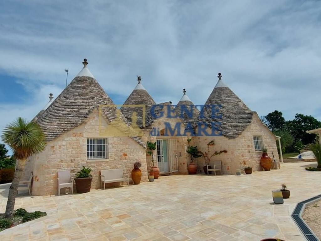 Luxury trulli