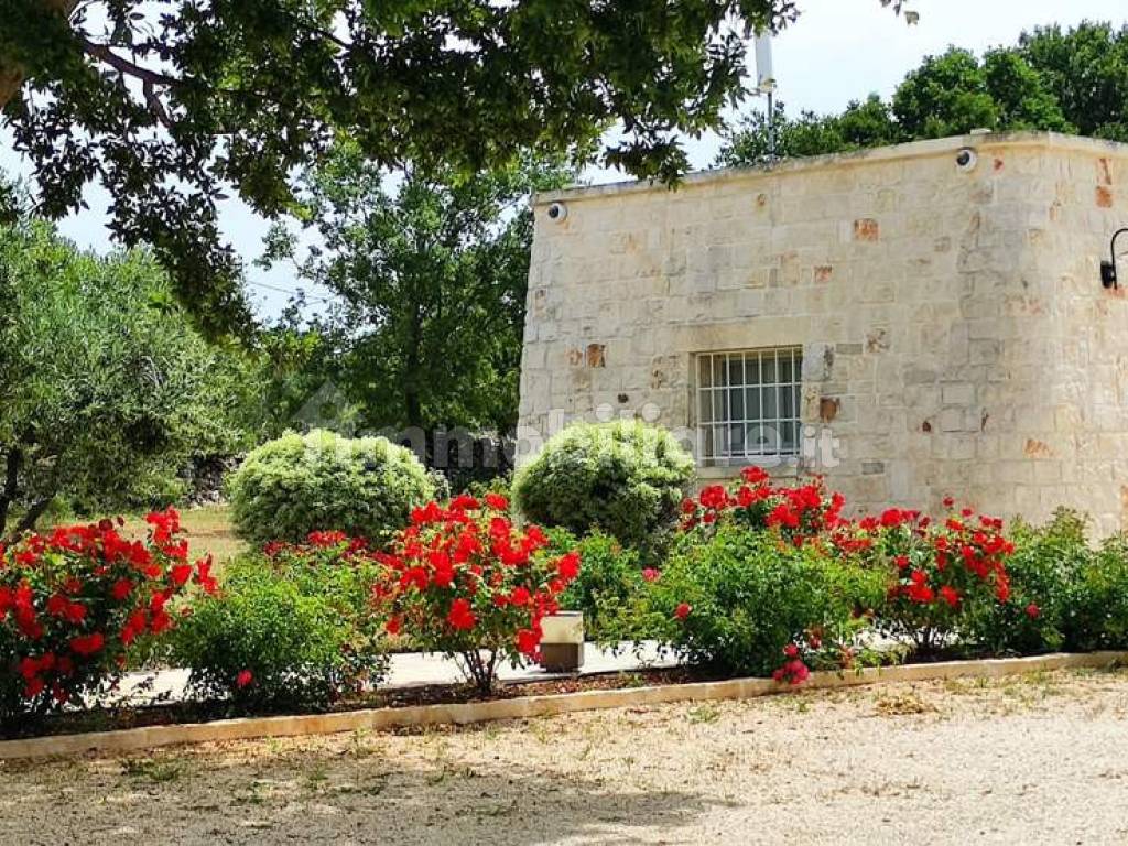 Luxury trulli