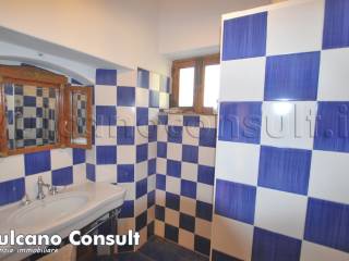 Bagno con doccia