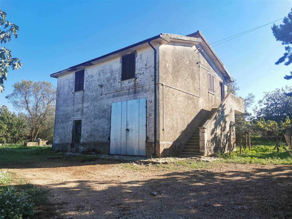 rustico casale vende