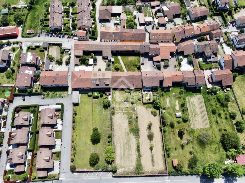 Terreno edificabile via mazzè, chivasso