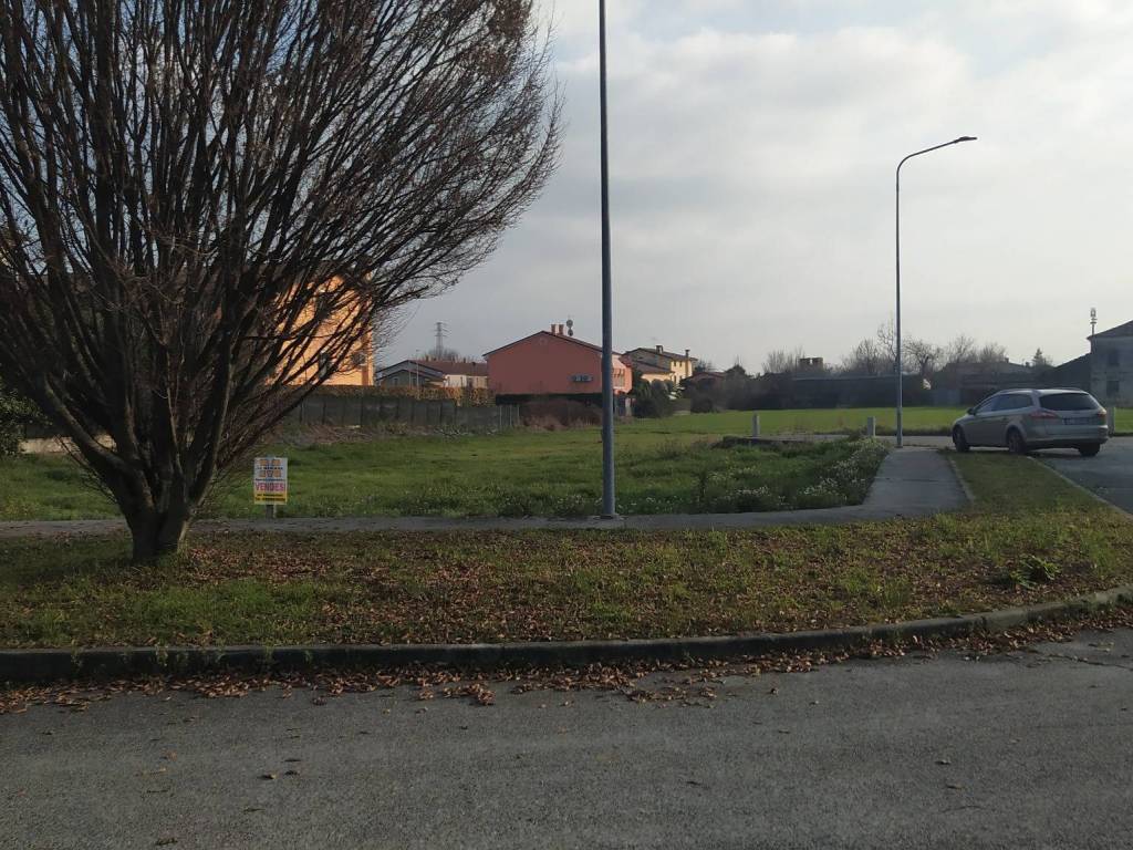Terreno edificabile via 1 maggio, camazzole, carmignano di brenta