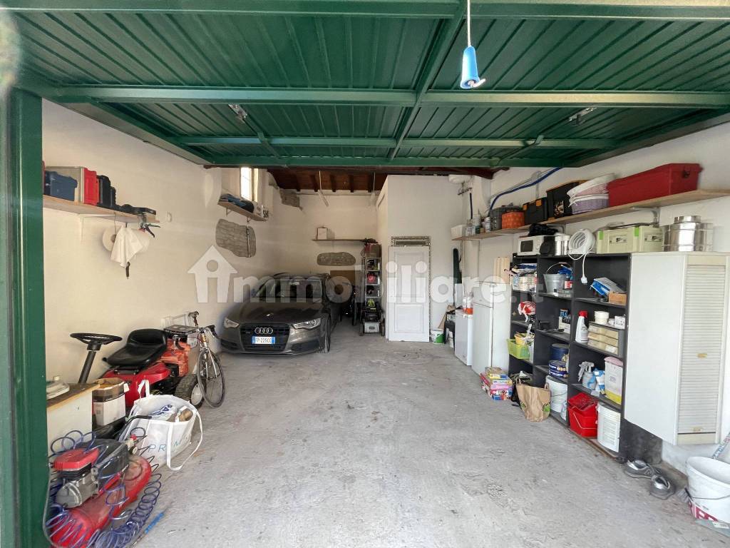 garage