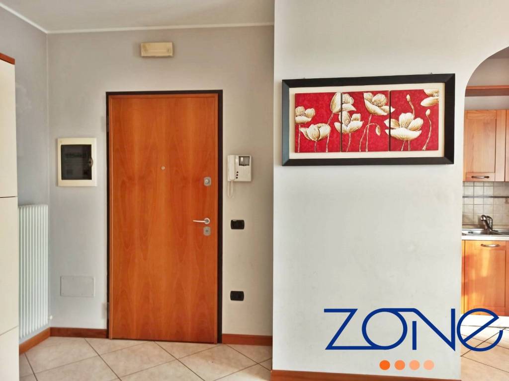 Vendita Appartamento Castello di Godego. Trilocale in via Alberon. Buono stato, piano terra