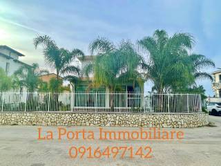 Villa con giardino indipendente 2 livelli e 1 inf.