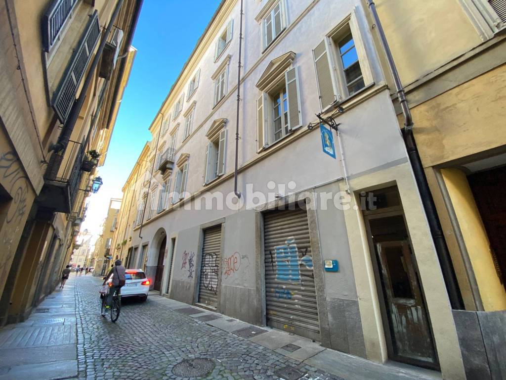 Locale commerciale via Giuseppe Barbaroux 33, Torino, rif. 100555274 Immobiliare.it