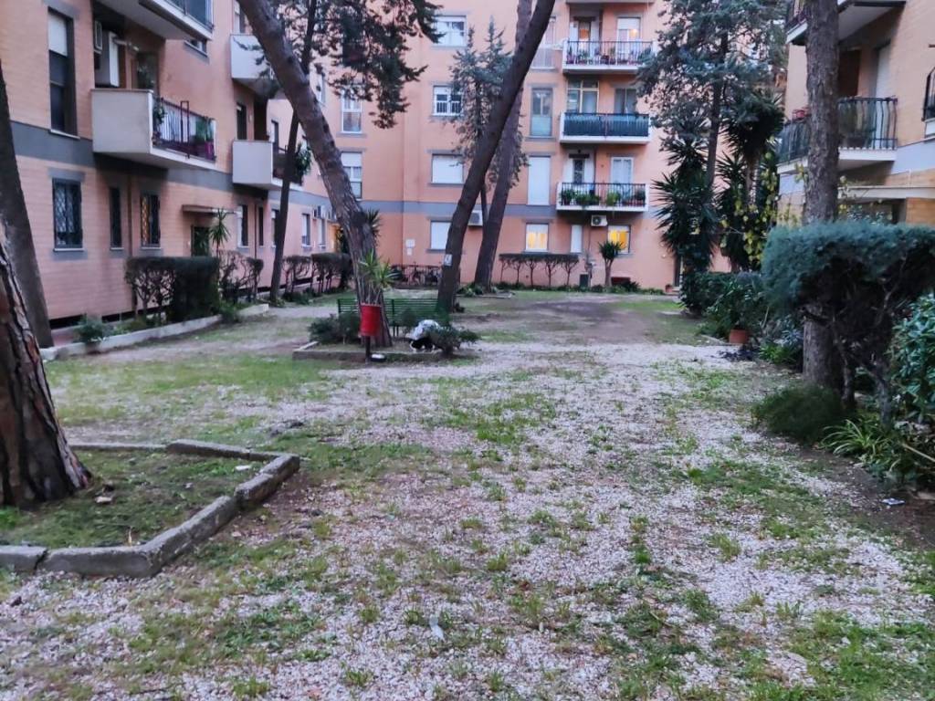 Giardino condominiale