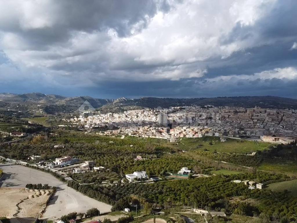 terreno a 2 km dal centro storico di noto  1