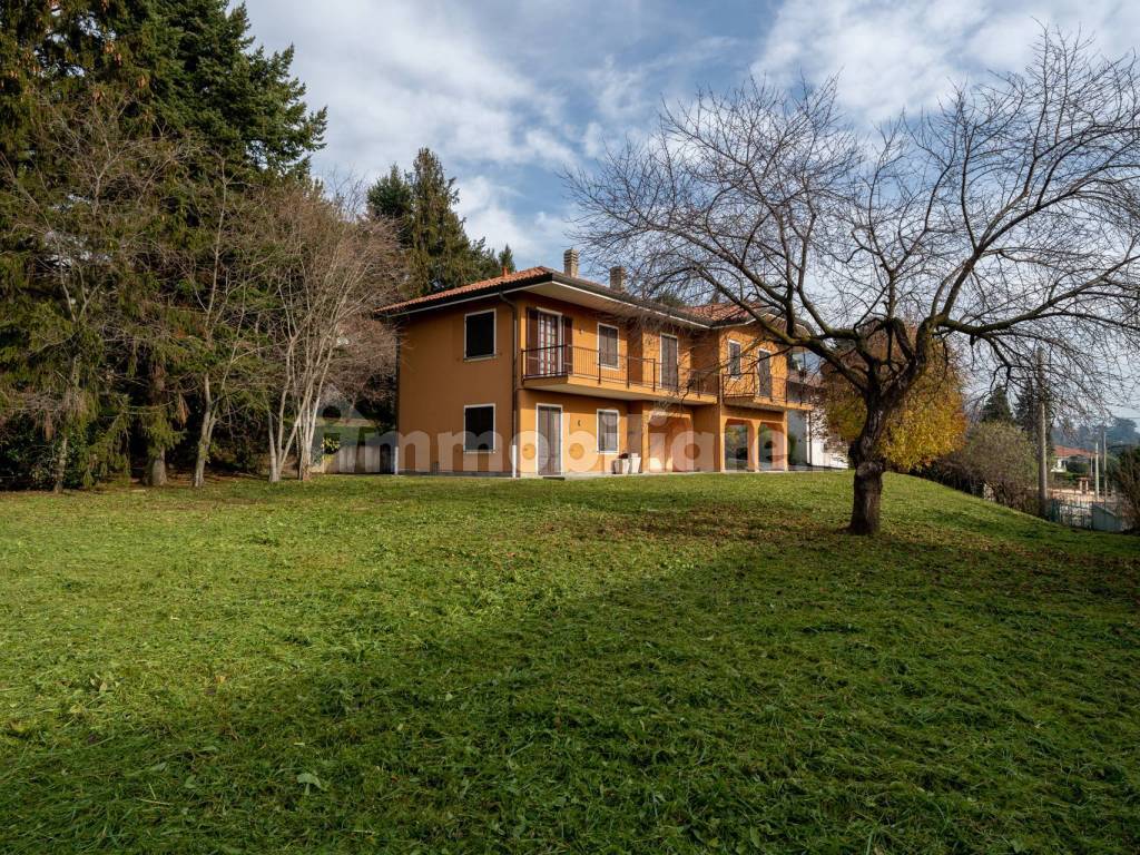 Vendita Villa unifamiliare in via Roma